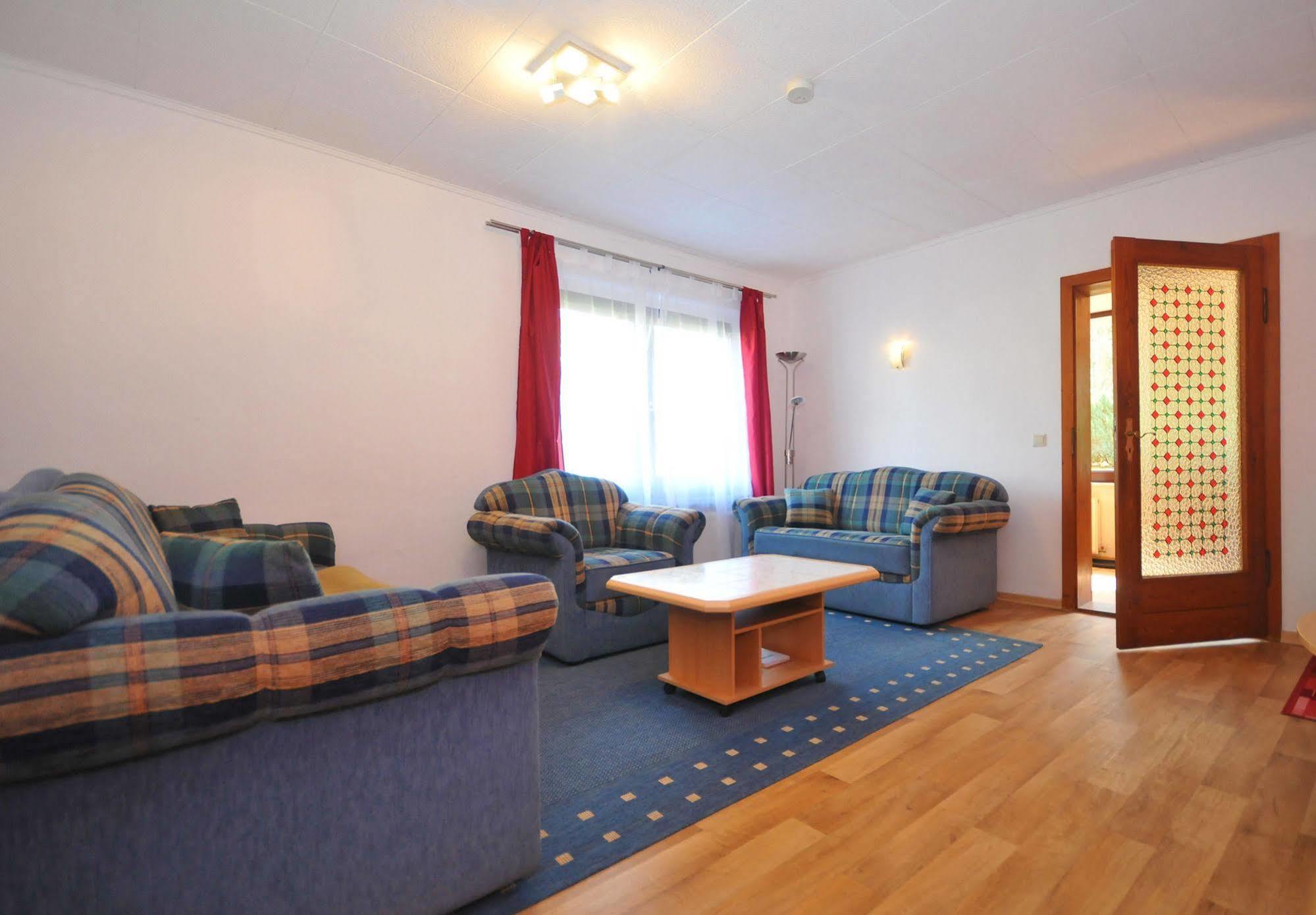 Ferienhus Baabe Fewo 01 Terrasse, Sauna- Und Schwimmbadnutzung Im Ahoi Sellin Exterior photo